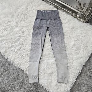 Victoria's Secret Victoria Sport Leggings. Size small. Good preowned condition.